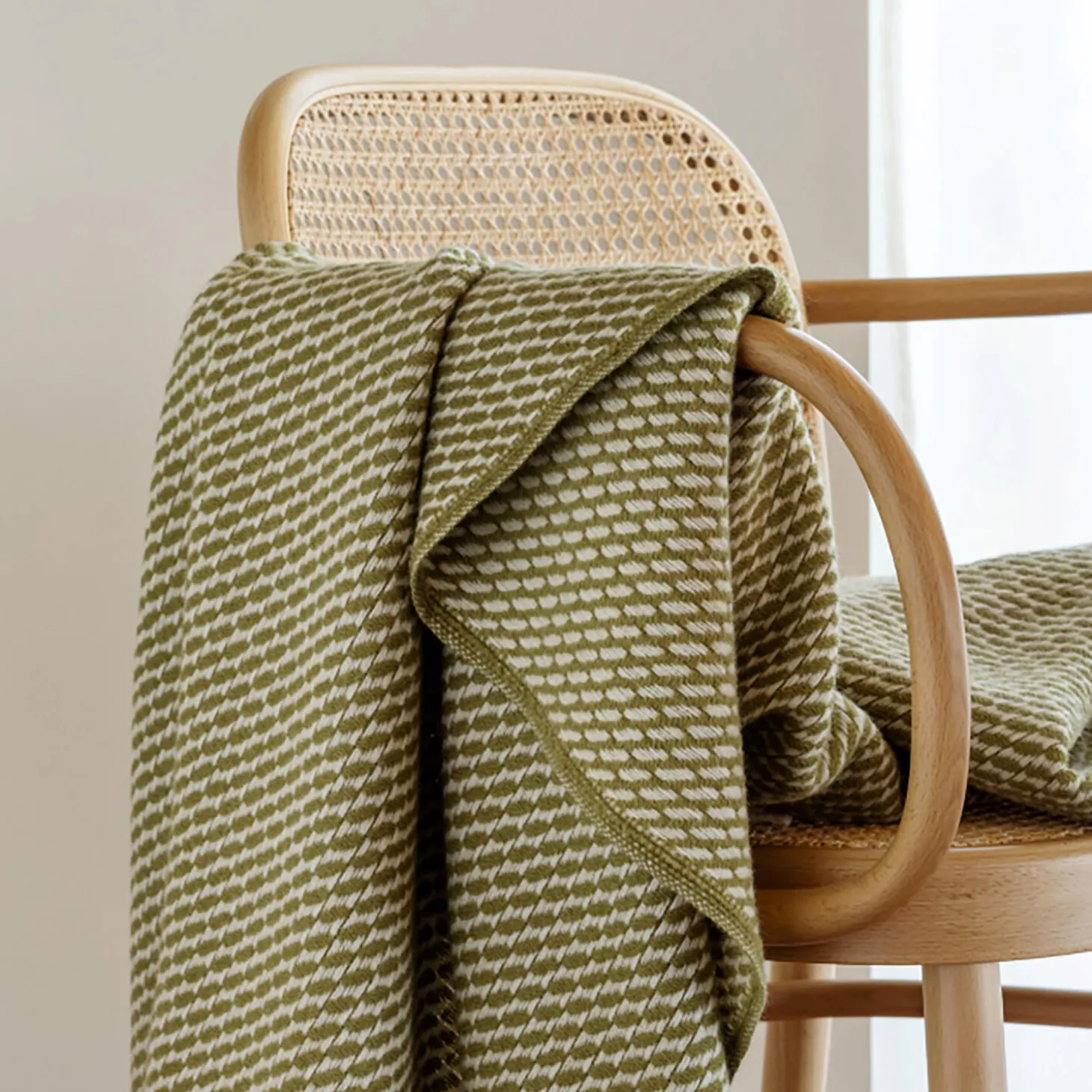 MELLO Throw, leaf green