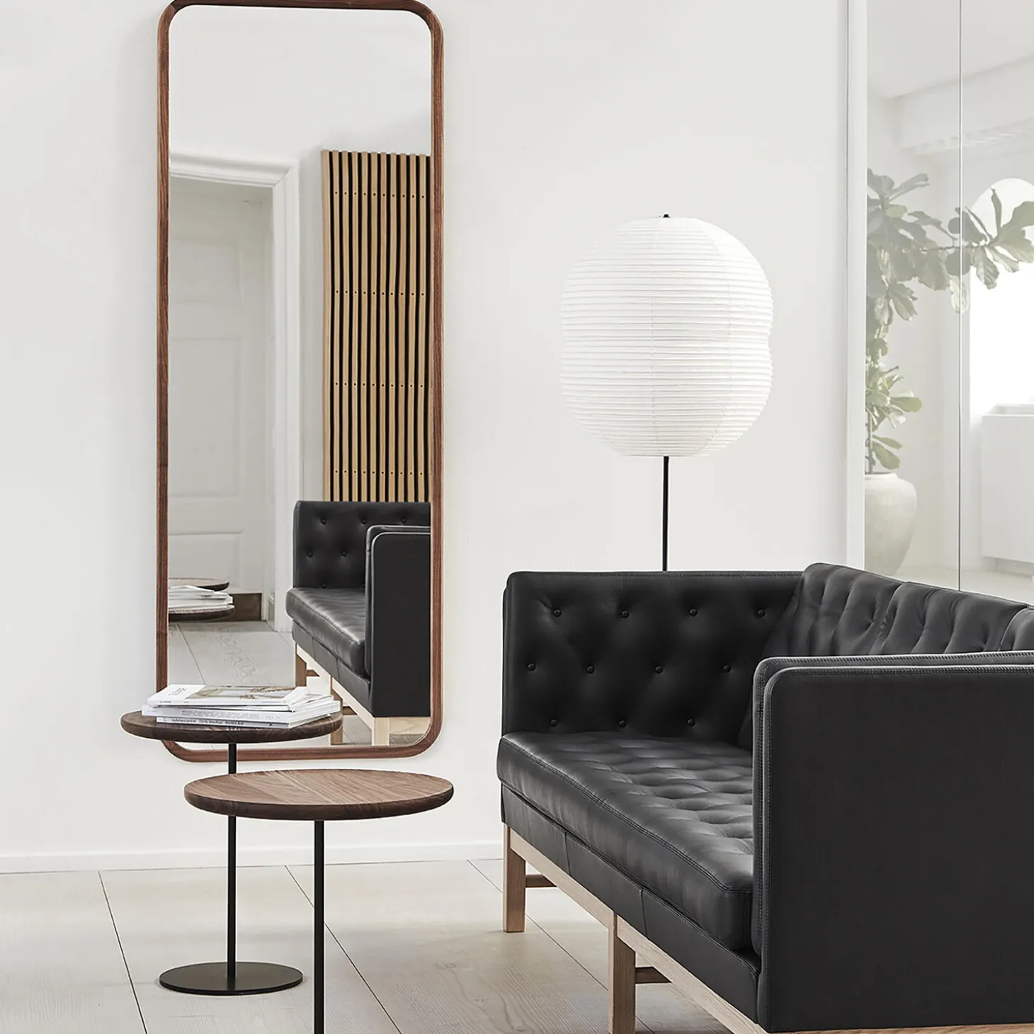 Silhouette spejl 70x180 cm, oiled walnut