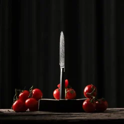 Utilitykniv med savtakker